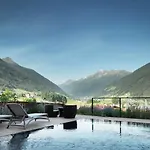 Pure Panoramahotel Erika Superior 酒店 3*