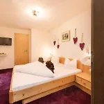 מלון Pure Panoramahotel Erika Superior 3*