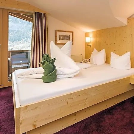 ホテル Erika Pure Panoramahotel Inklusive Stubai Super Card Von Mai Bis Oktober ノイシュティフト・イム・シュトゥーバイタール