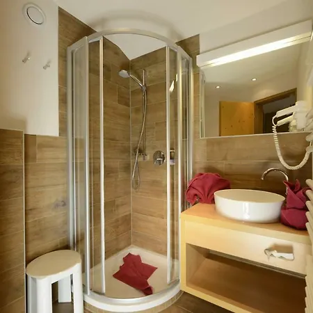 Pure Panoramahotel Erika Superior 施图拜河谷新施蒂夫特